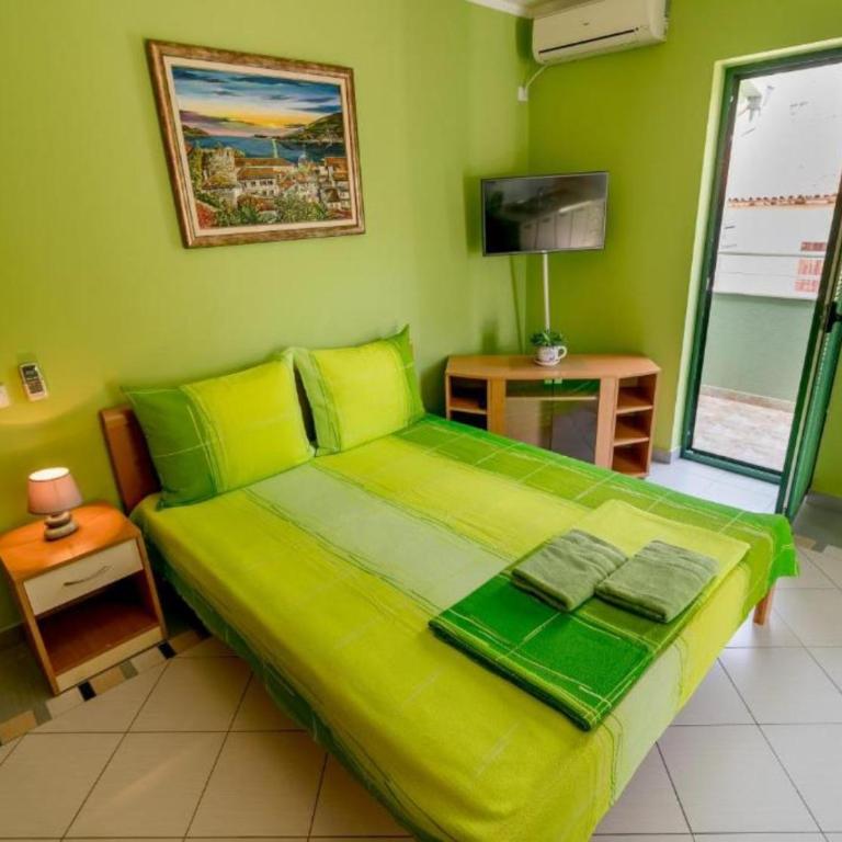 Amor Residence - Studio Apartment - 82