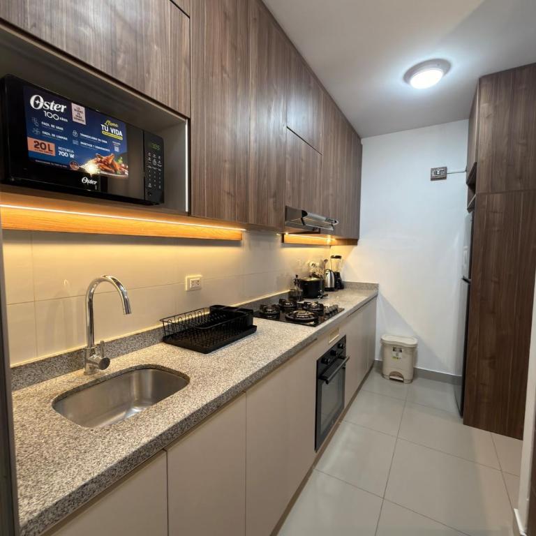 Casa Zhara en el Condominio Las Palmeras del Chipe - Piura - Apartamento de 2 dormitorios con balcón - 27