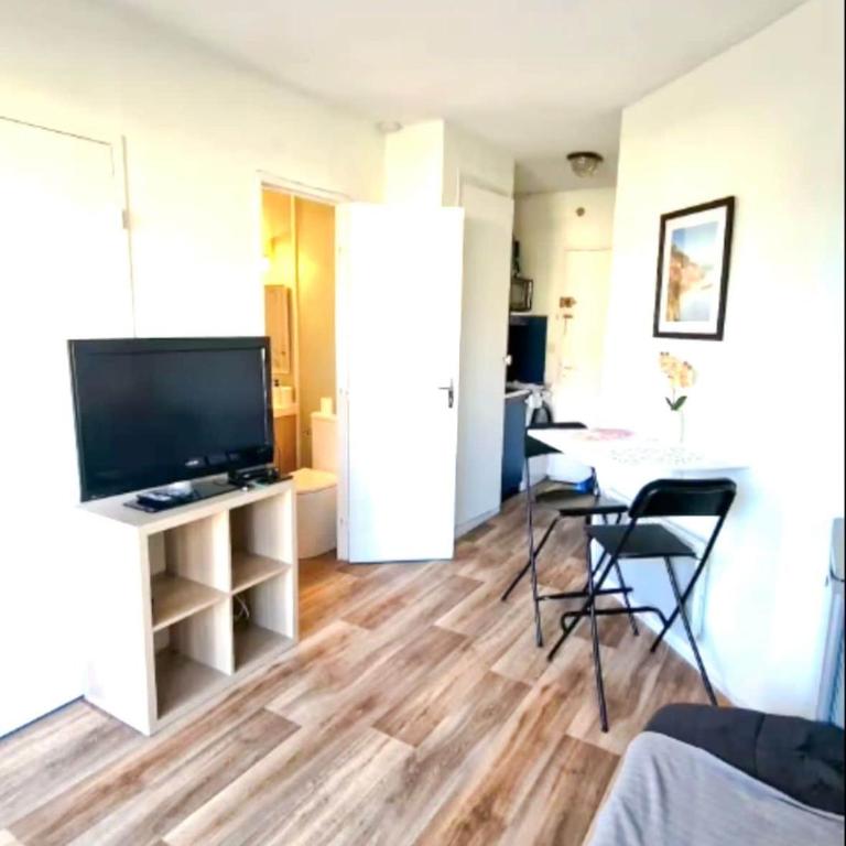 Vue mer balcon piscine à 2 pas de la plage Cabourg - Apartamento de 1 dormitorio - 6