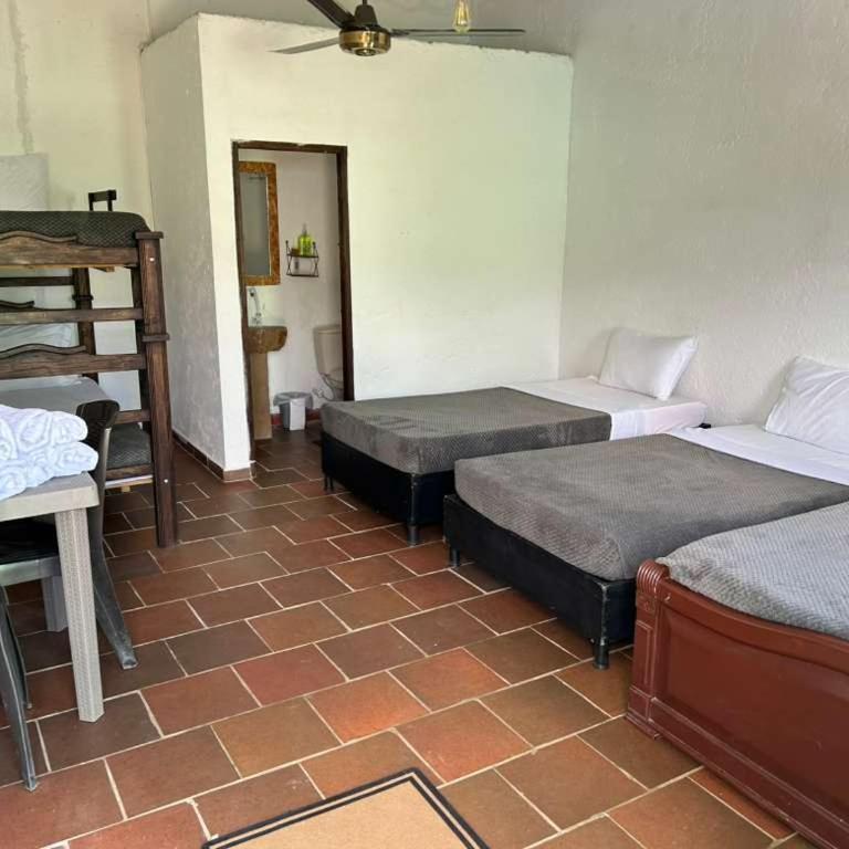 Hotel La Reserva-Barichara - Habitación Familiar - 3