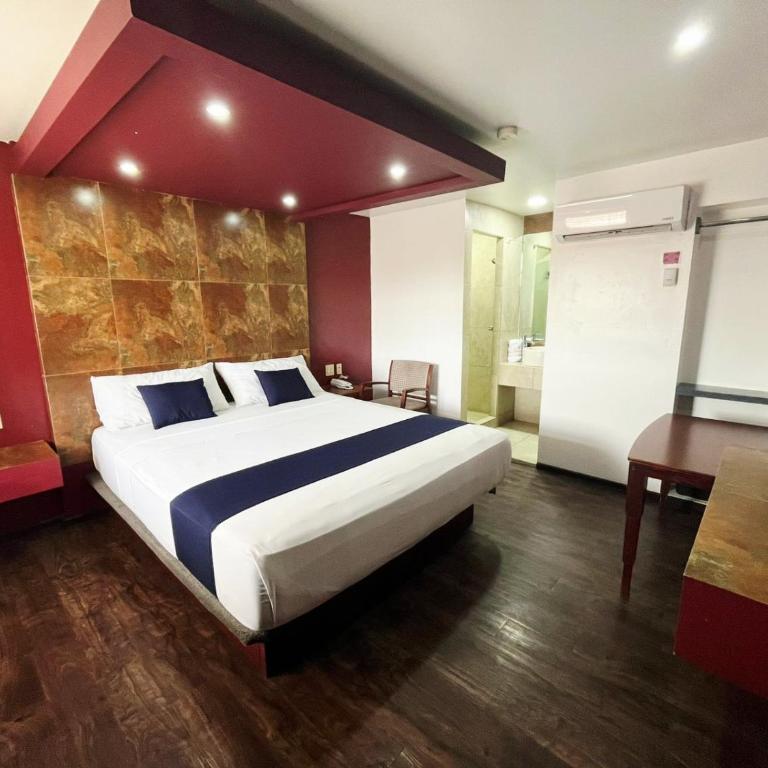Hotel Rose Ensenada - Habitación Estándar - Cama extragrande - 3