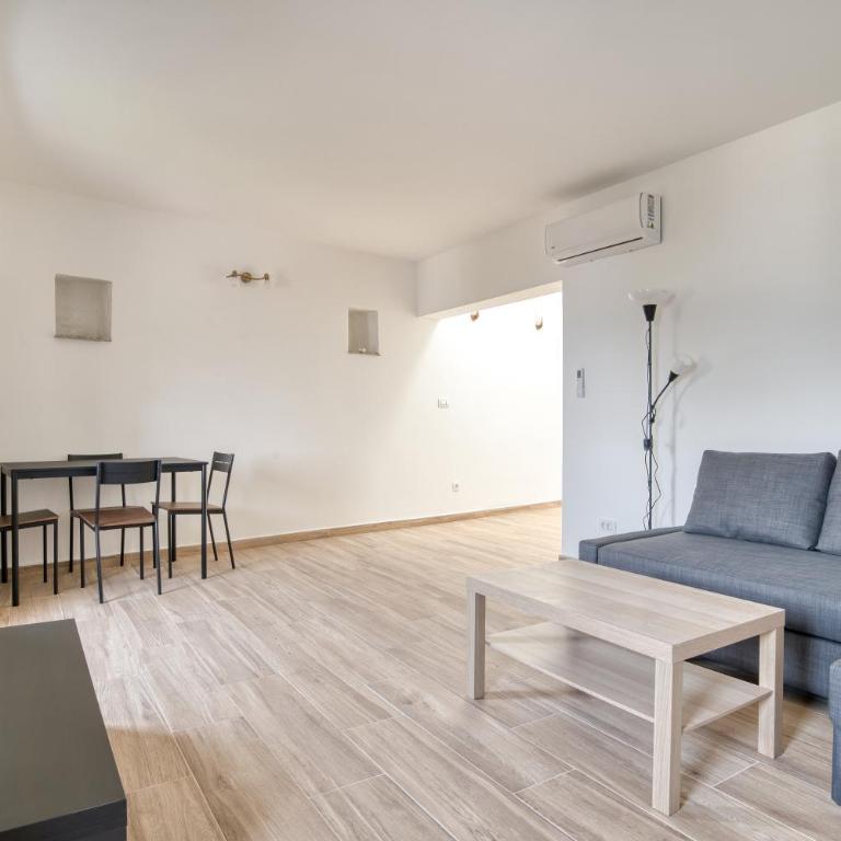 SM Beach Residence - One-Bedroom Apartment with Sea View and Terrace - 2