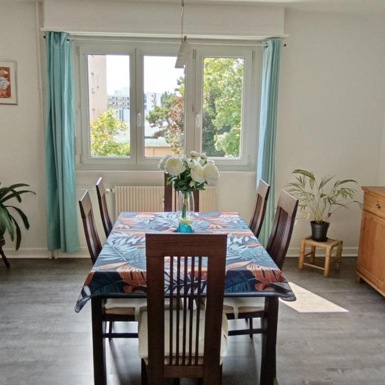 Les Azalées appartement 68 m2 3 étoiles - Apartment mit 1 Schlafzimmer - 11