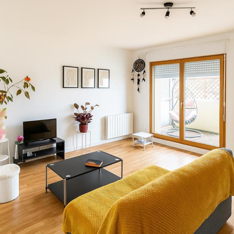 Appart 8min à pied de la gare - Appartement 2 Chambres avec Balcon - 1