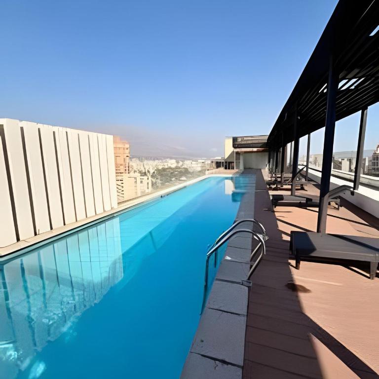 Comfort with parking and Wi-Fi Manquehue Metro Station - Two-Bedroom Apartment with Balcony and Terrace - 15