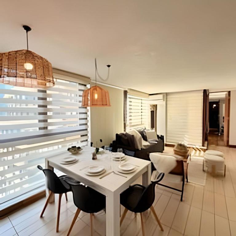 Comfort with parking and Wi-Fi Manquehue Metro Station - Two-Bedroom Apartment with Balcony and Terrace - 38
