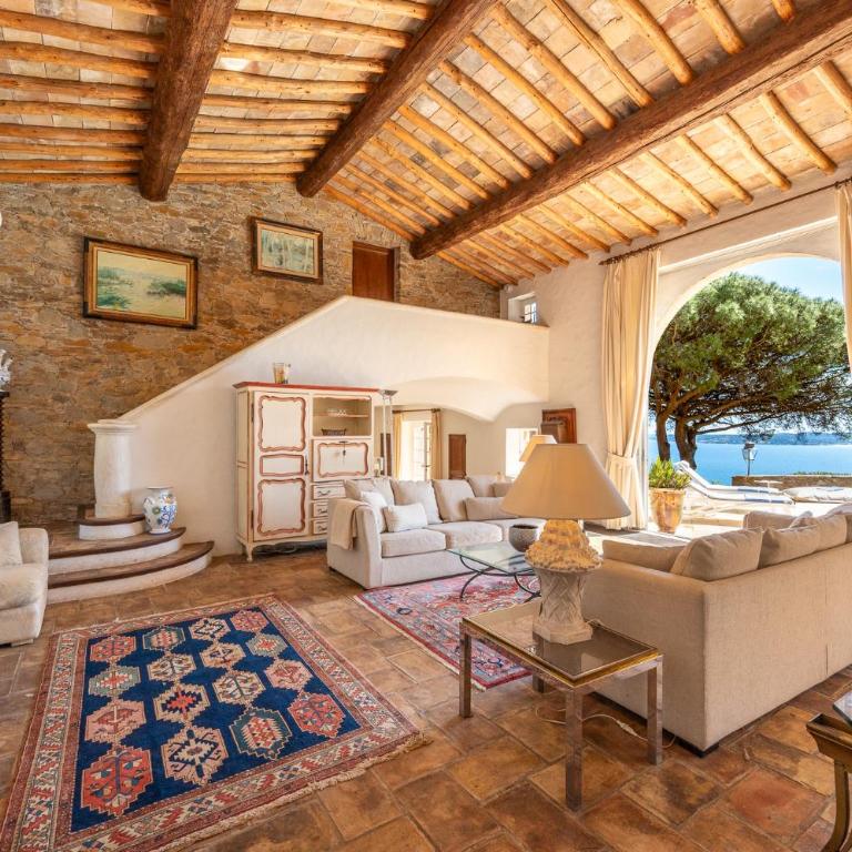 Villa Vue mer exceptionnelle golfe de saint -Tropez piscine 6ch 6 sdb 12 personnes - Villa - 15