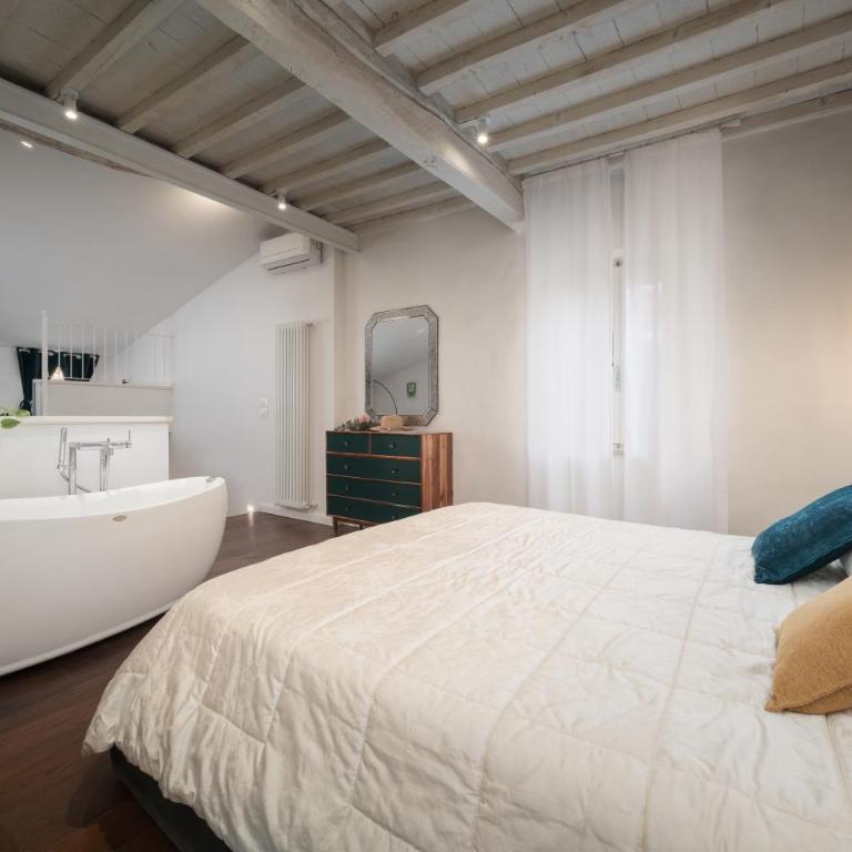 Incanto b&b - Suite con Vasca Idromassaggio e Angolo Cottura - 3