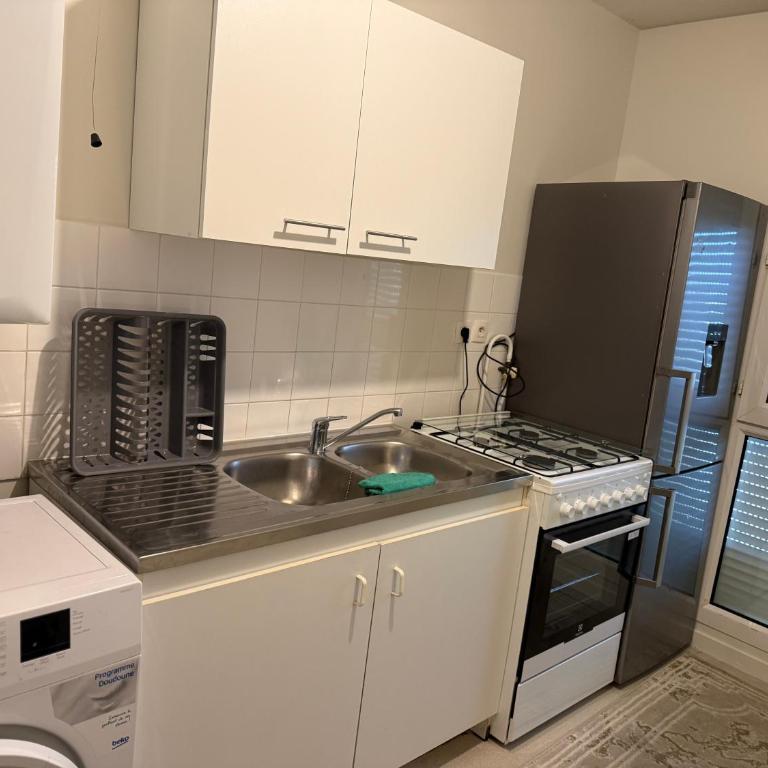 Apparemment confortable et lumineux - Appartement 1 Chambre - 6