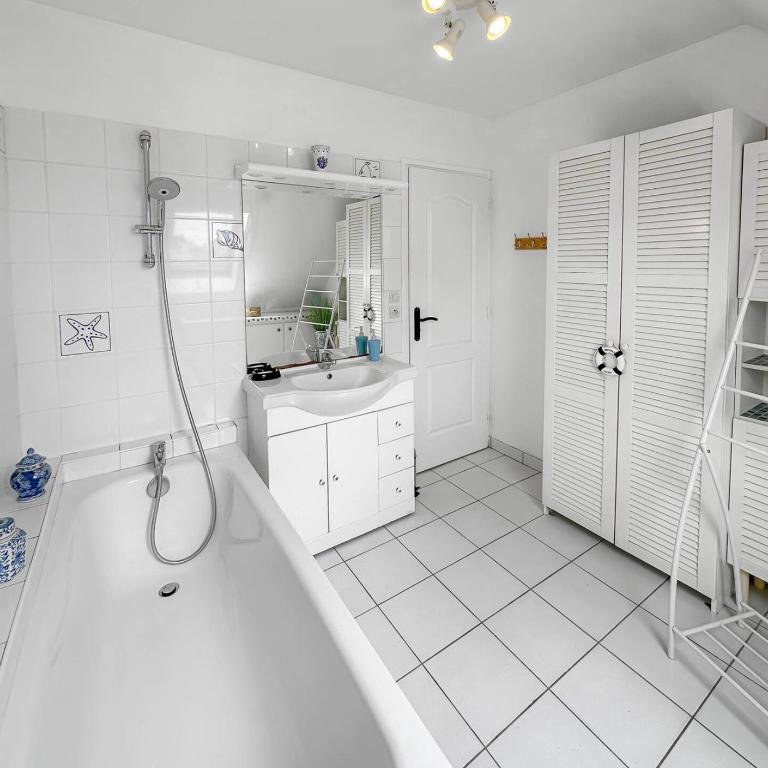 Maison avec jardin et parking privé 8 pers - Maison 4 Chambres - 19