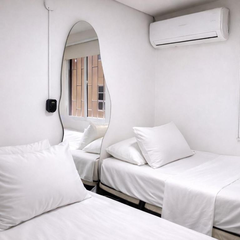 Apartamento privado los ejecutivos familiar Cartagena - Three-Bedroom Apartment - 16