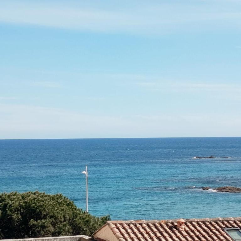 Sea View Residential Apartment beach front - Appartement 3 Chambres - 9