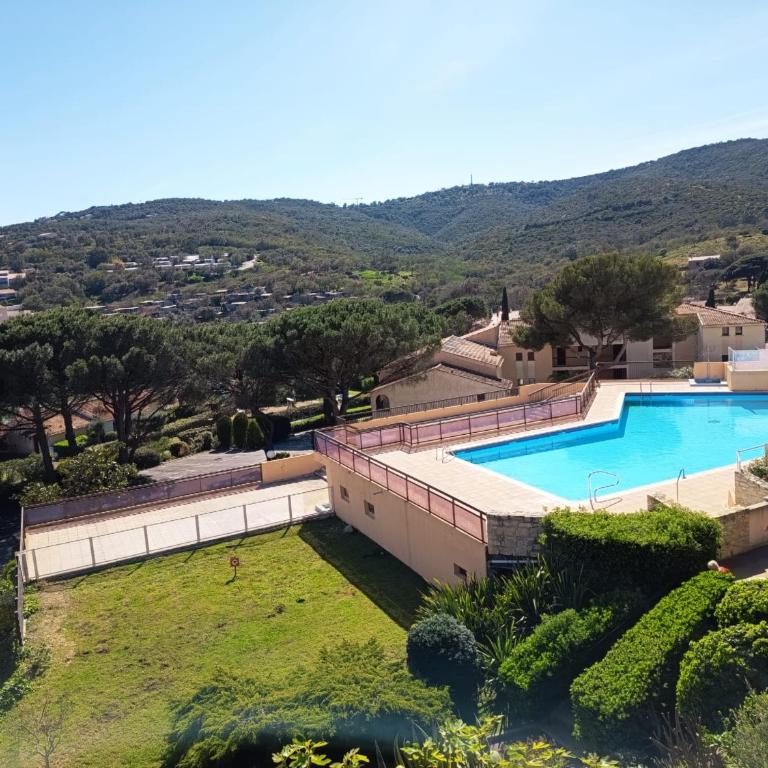 Sea View Residential Apartment beach front - Appartement 3 Chambres - 11