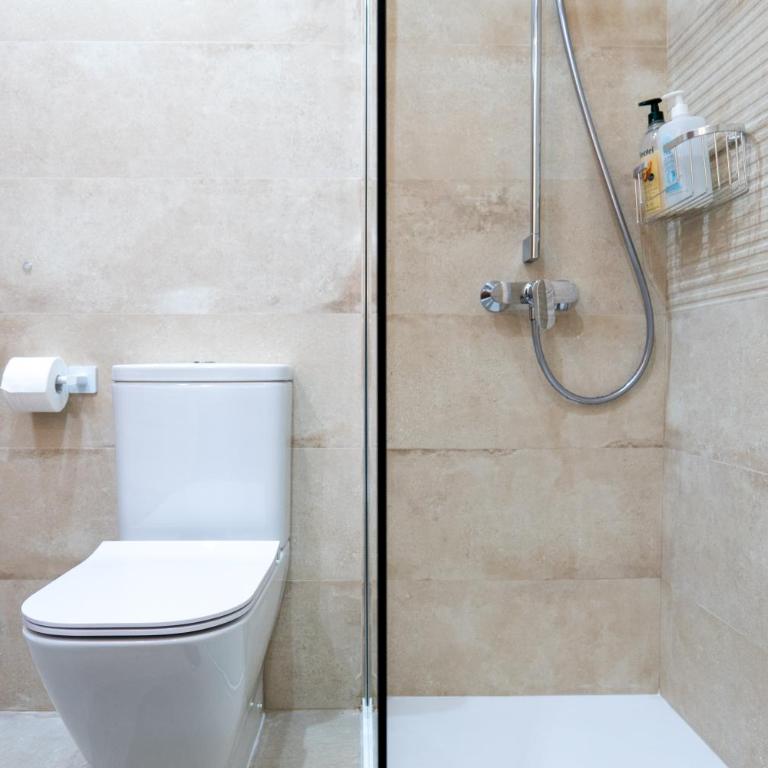 Estudio Céntrico Agua Gibralfaro con Piscina - Estudio Deluxe con cama grande - 11