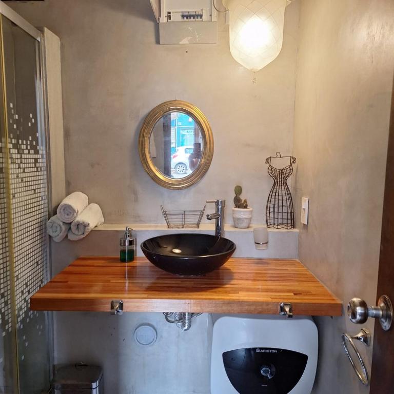 Pequeño apartamento centrico - One-Bedroom Apartment - 4