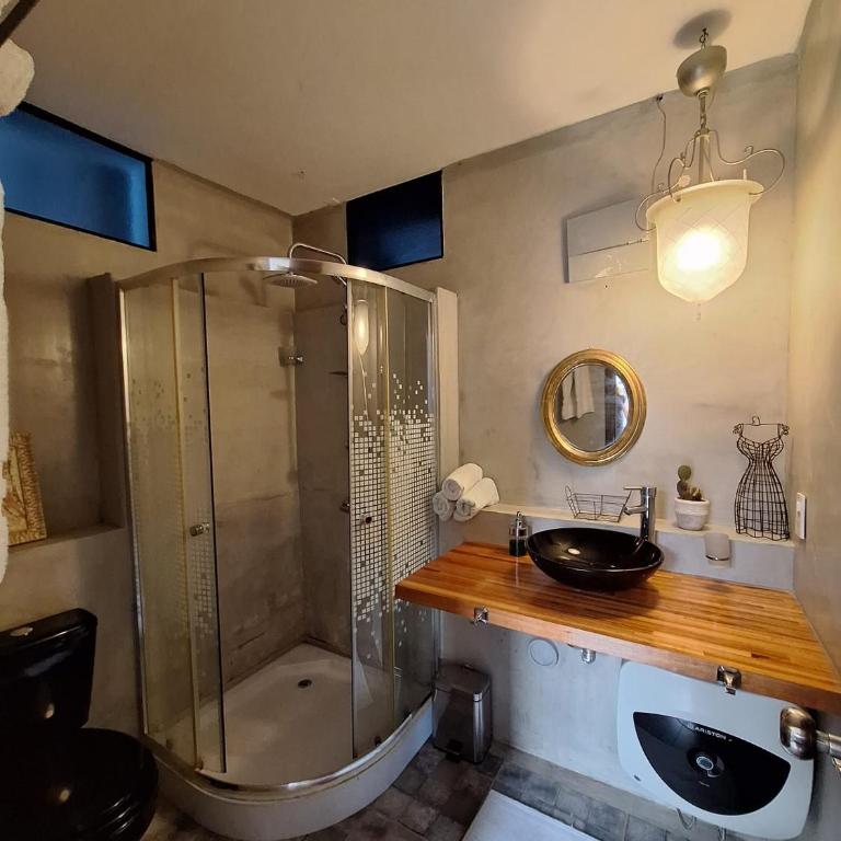 Pequeño apartamento centrico - One-Bedroom Apartment - 13