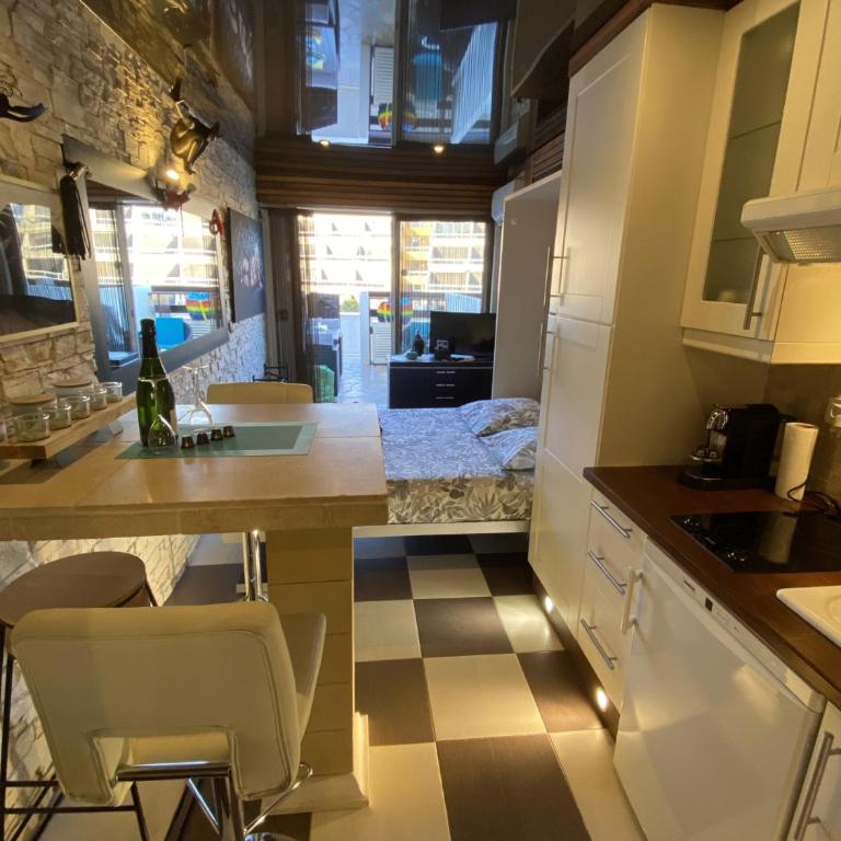 studio VIP LOVE - Apartamento de 1 dormitorio - 10