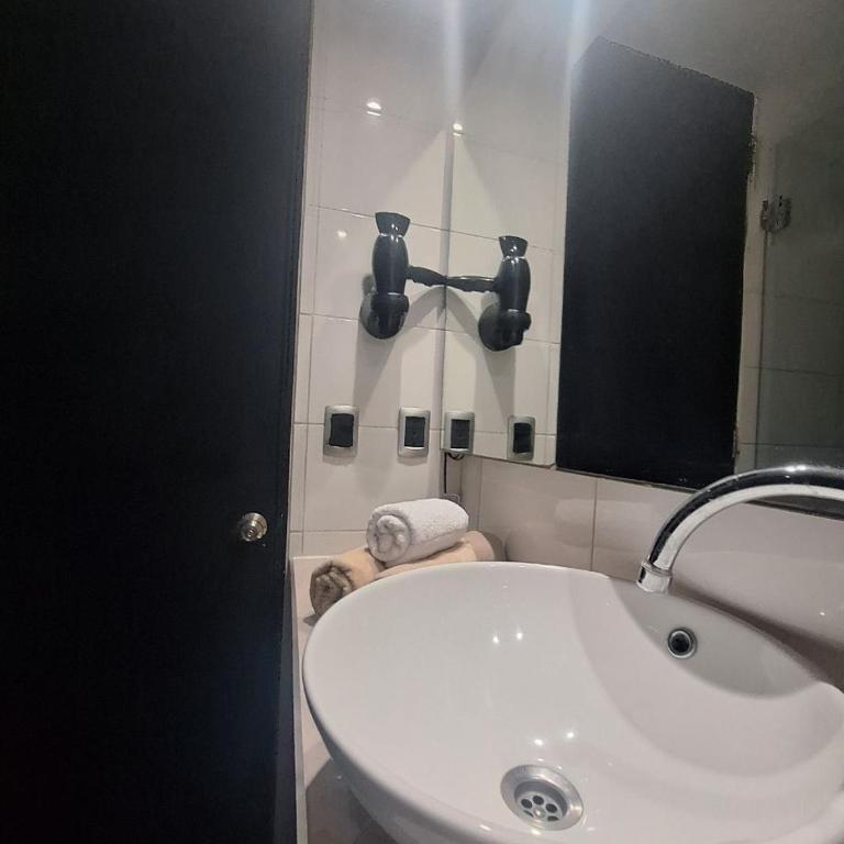 UrbanHost 1 Central & Cozy apartment-hotelGEN - One-Bedroom Apartment - 19