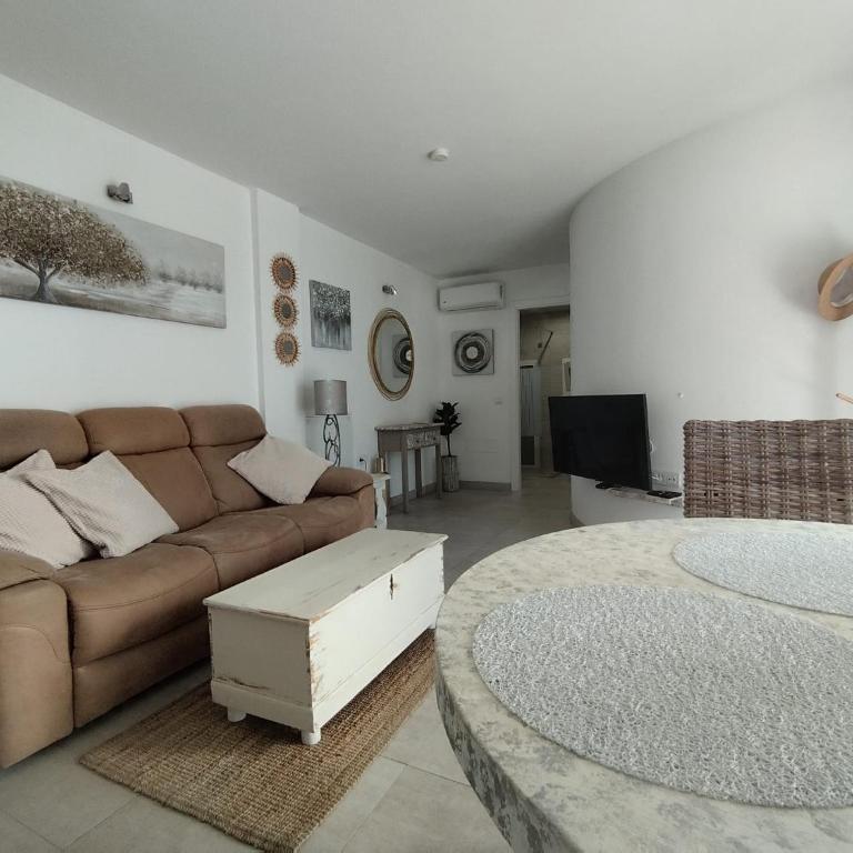 Puerto del Carmen, terrace, beach 100 m away - Apartamento de 1 dormitorio - 12