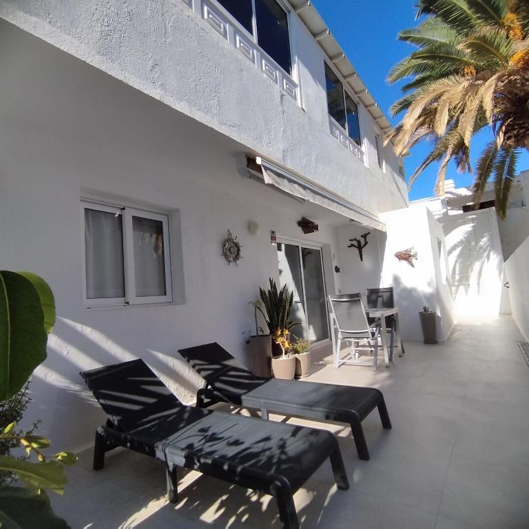 Puerto del Carmen, terrace, beach 100 m away - Apartamento de 1 dormitorio - 16