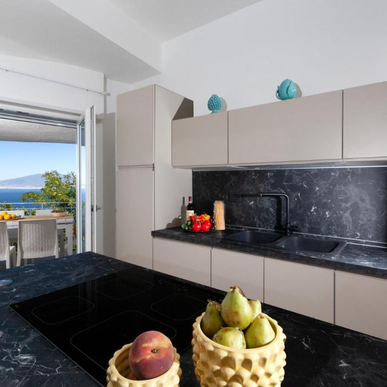 Donna Giovanna - Pool & Sea View Sorrento - Villa - 14