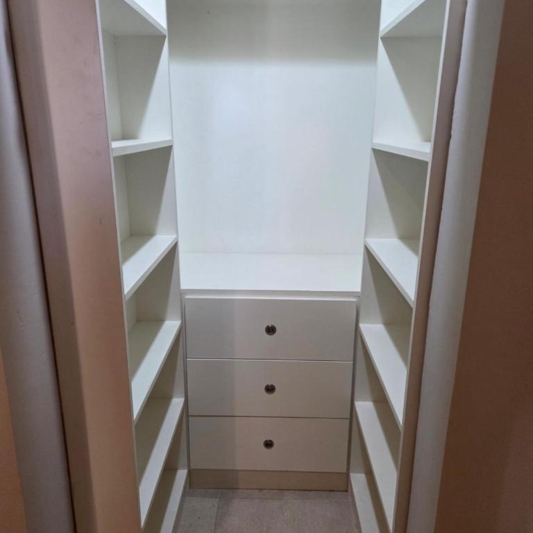 Espectacular Casa con pileta y jacuzzi - Three-Bedroom Townhouse - 40