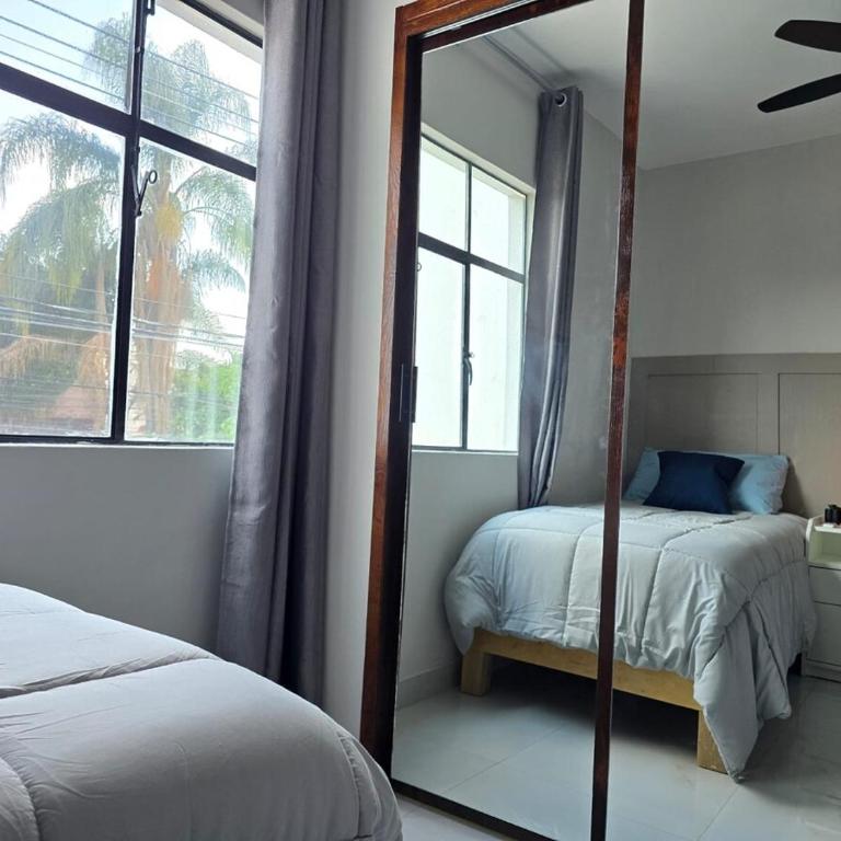 Casa amplia para grupos Remodelada y centrica - Casa de 3 dormitorios - 10