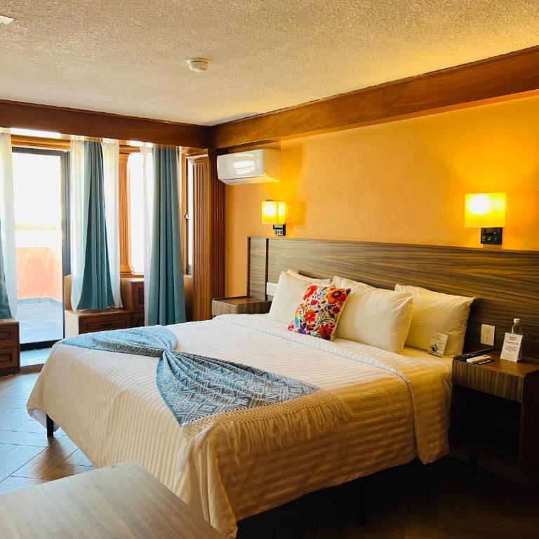 Suites del Jardín Principal - Superior Suite - 4