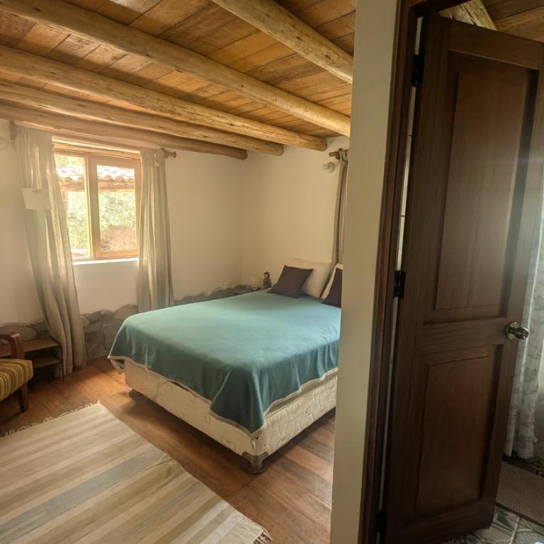 Casa Nuestra - Room with Private Bathroom in Shared House - Double Room - 2