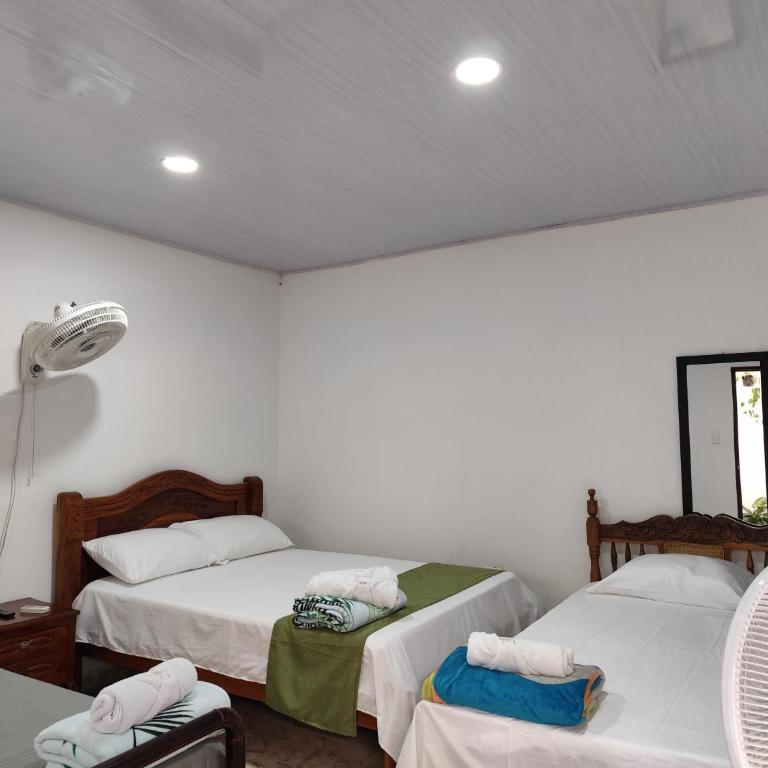 Casa Hotel Bijaos - Three-Bedroom Home - 3