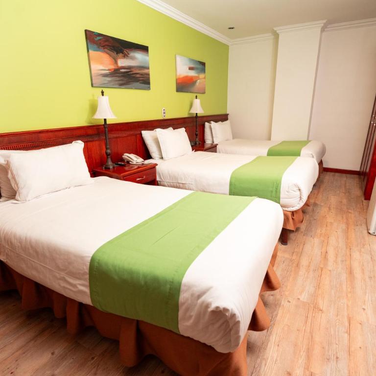 Quo Vadis Hotel - Triple Room with Private Bathroom - 3