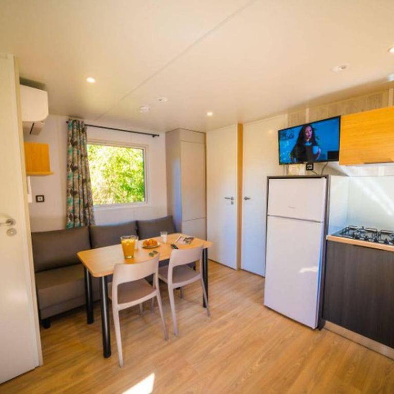 Cottage avec climatisation, animaux admis - 6 pers. - API-1-52-2185 - Mobile Home - 3