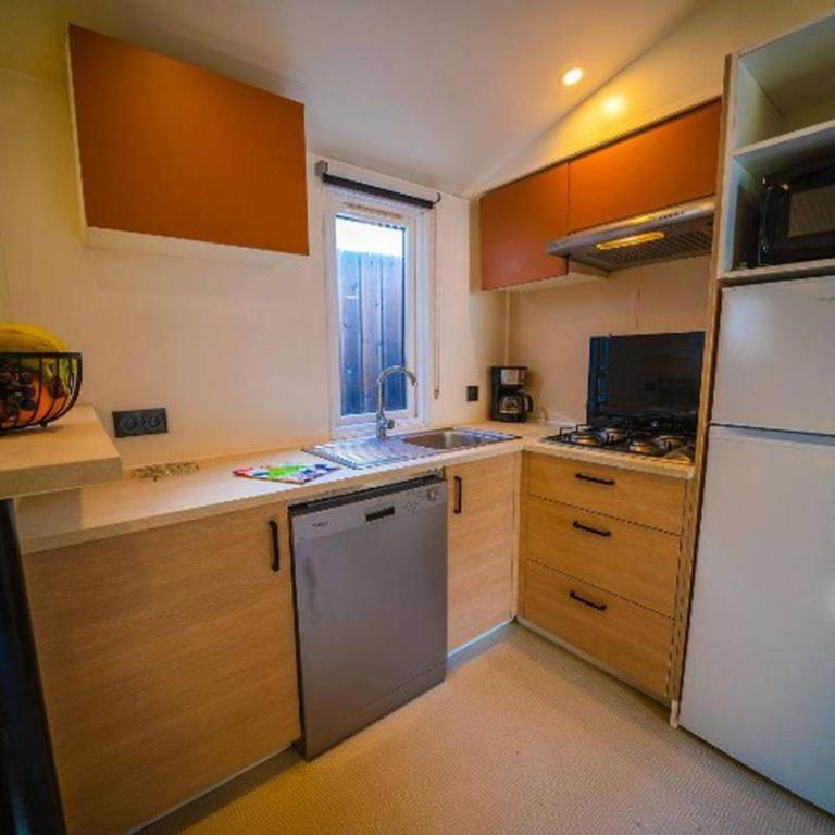Mobil-home climatisé - Terrasse - 4 pers. - API-1-52-2187 - Mobile Home - 5