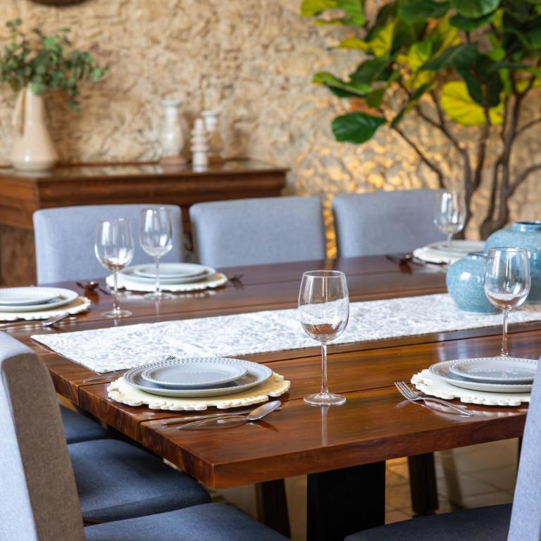 Casa Santian - Colonial Mansion near Paseo Montejo & Gastronomic Corridor - Villa with Private Pool - 11