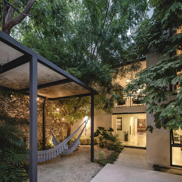 Casa Santian - Colonial Mansion near Paseo Montejo & Gastronomic Corridor - Villa with Private Pool - 28