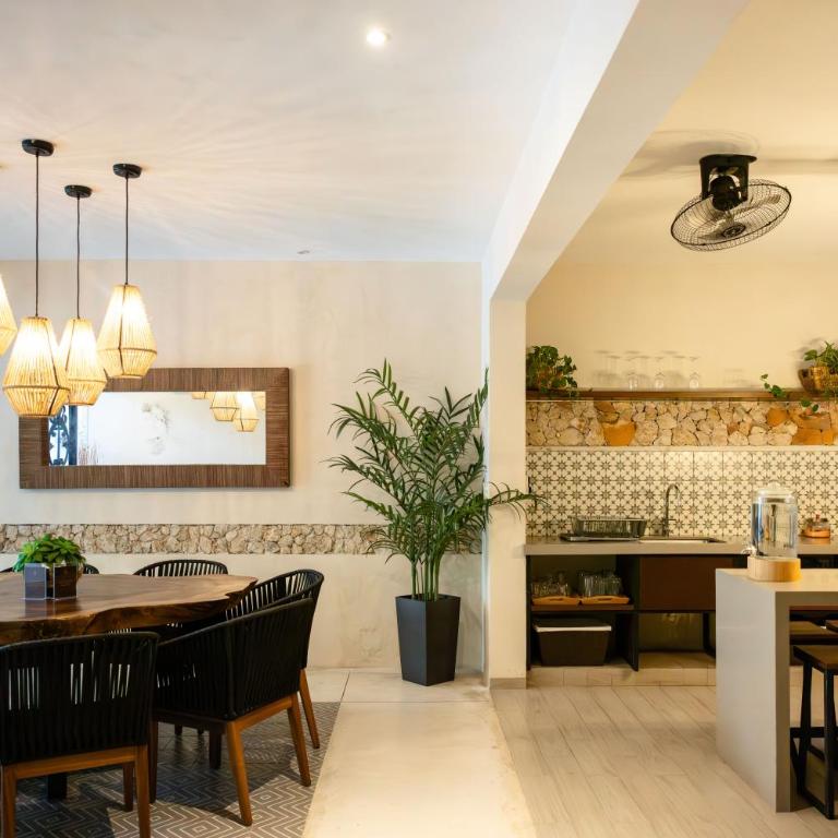 Casa Santian - Colonial Mansion near Paseo Montejo & Gastronomic Corridor - Villa with Private Pool - 44