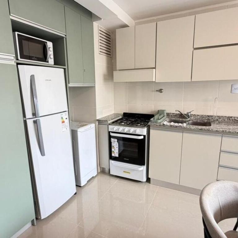 Departamento Céntrico de 1 dormitorio con cochera - Apartamento de 1 dormitorio - 3