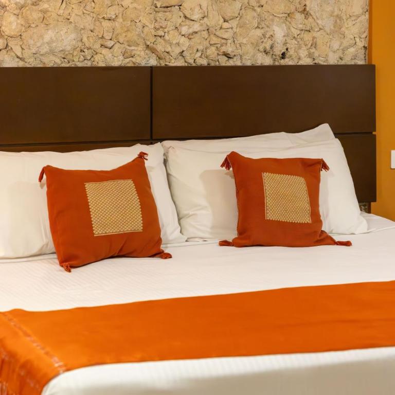 Casa Santian - Colonial Mansion near Paseo Montejo & Gastronomic Corridor - Villa with Private Pool - 70