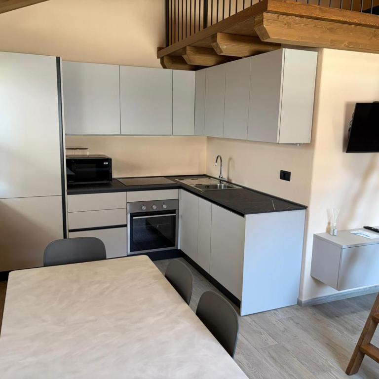 Coudrey 2 - Two-Bedroom Standard Apartment - 40