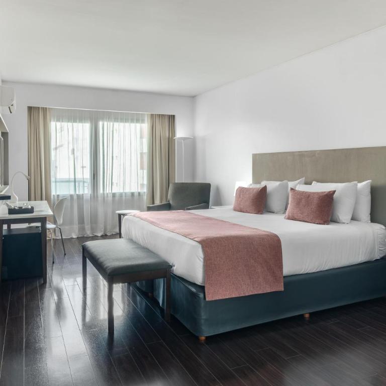 Dazzler by Wyndham Buenos Aires Recoleta - Habitación con cama grande - Adaptada para personas de movilidad reducida - No fumadores - 2