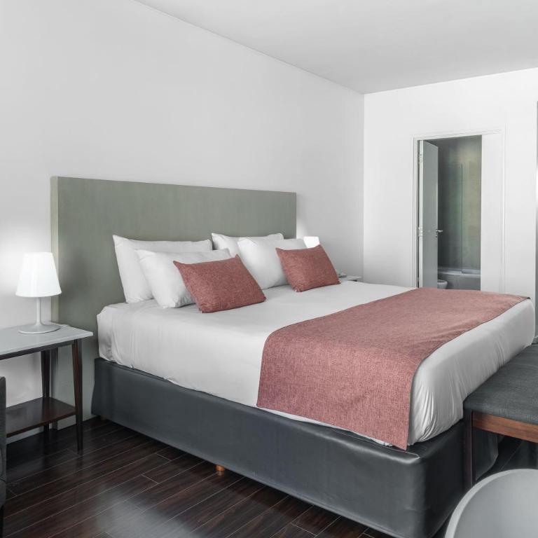 Dazzler by Wyndham Buenos Aires Recoleta - Habitación con cama grande - Adaptada para personas de movilidad reducida - No fumadores - 4