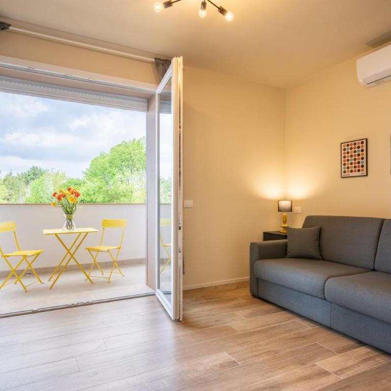 LTApartments - 8B Nuovo Monolocale con balcone a 900m dalla Torre - Appartamento con 1 Camera da Letto - 1