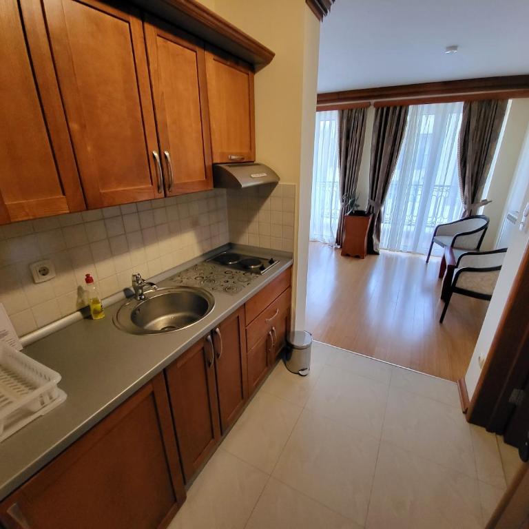 Sunny Hill Apartments & Aqua Park - Deluks Suite - 4