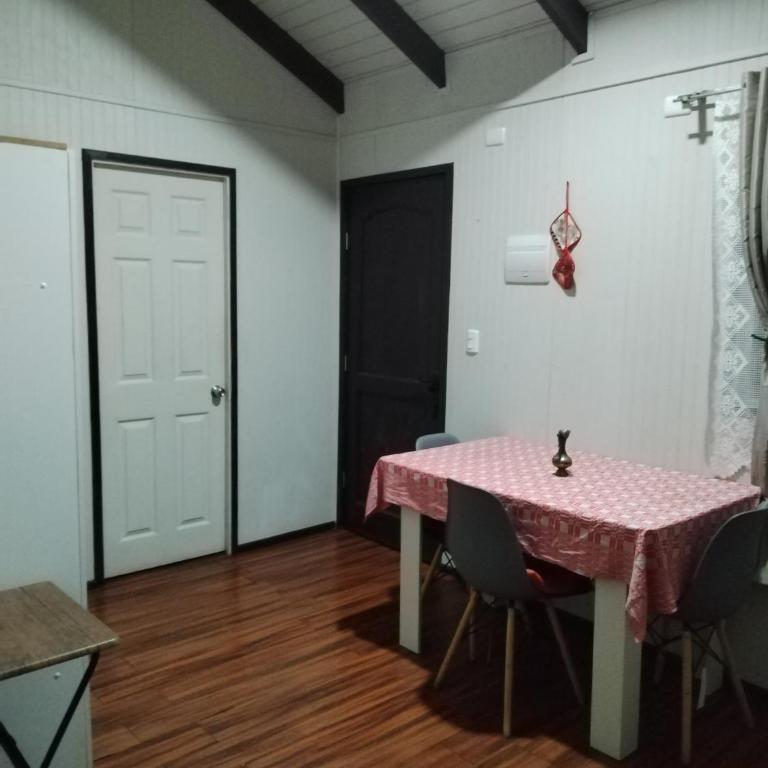 Refugio Pradera del Sur - Two-Bedroom Chalet - 4