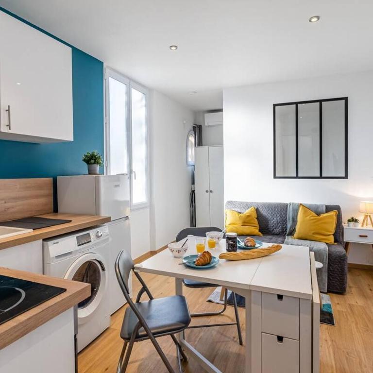 La Parenthèse Toulonnaise, Terrasse, studio 4 pers - Two-Bedroom Studio Apartment - 3