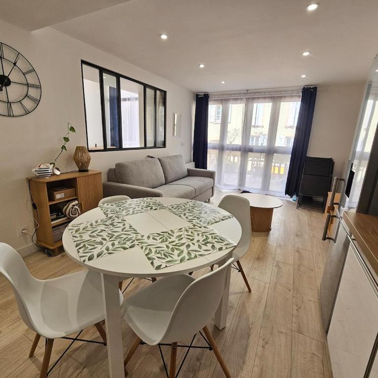 Saint-Martin, centre-ville, parking, terrasse - Appartement 1 Chambre - 10