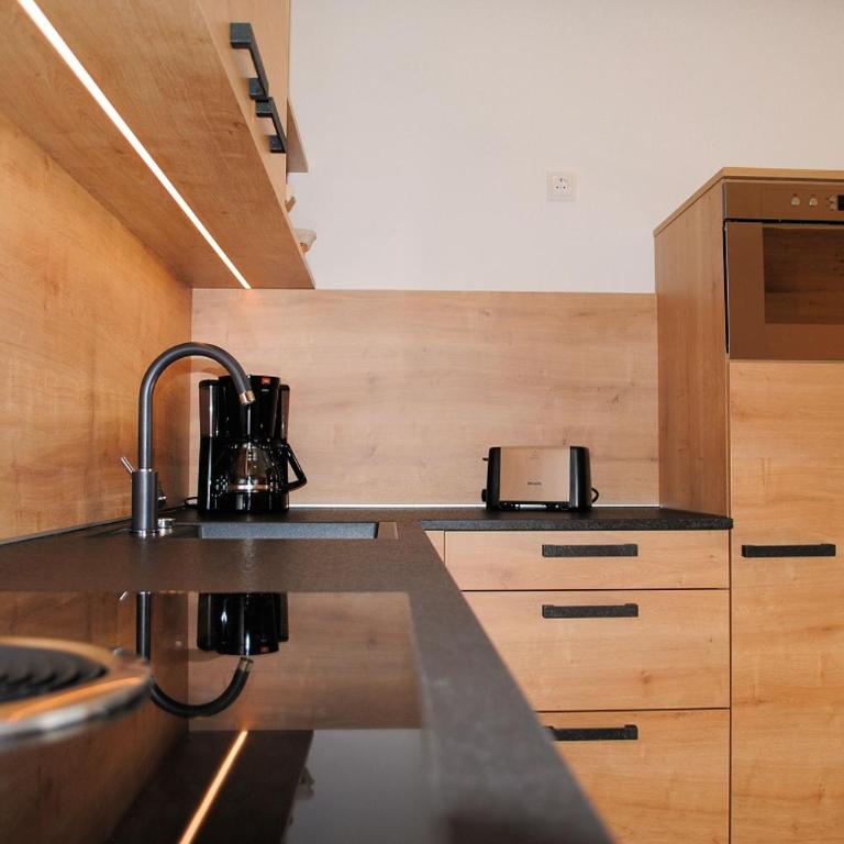 Alpinliving.Tirol - Deluxe Apartment "Adlerhorst" - 9
