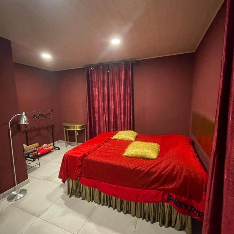Apartamento con jardín y pequeña piscina privada para refrescarse - Double Room with Pool View - 3