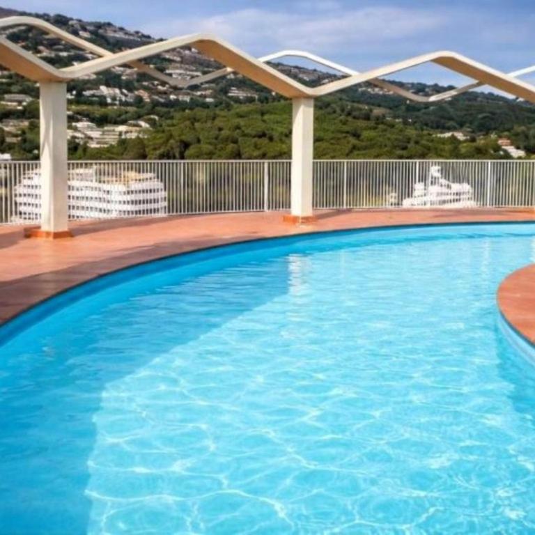 ApartEasy - 2bed with terrace next to the beach in Lloret - Apartamento de 2 dormitorios - 3