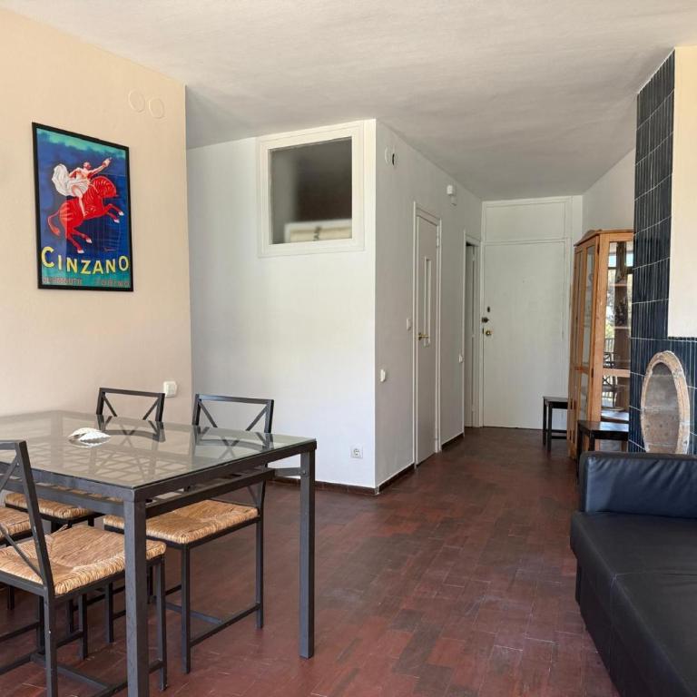 ApartEasy - 2bed with terrace next to the beach in Lloret - Apartamento de 2 dormitorios - 4